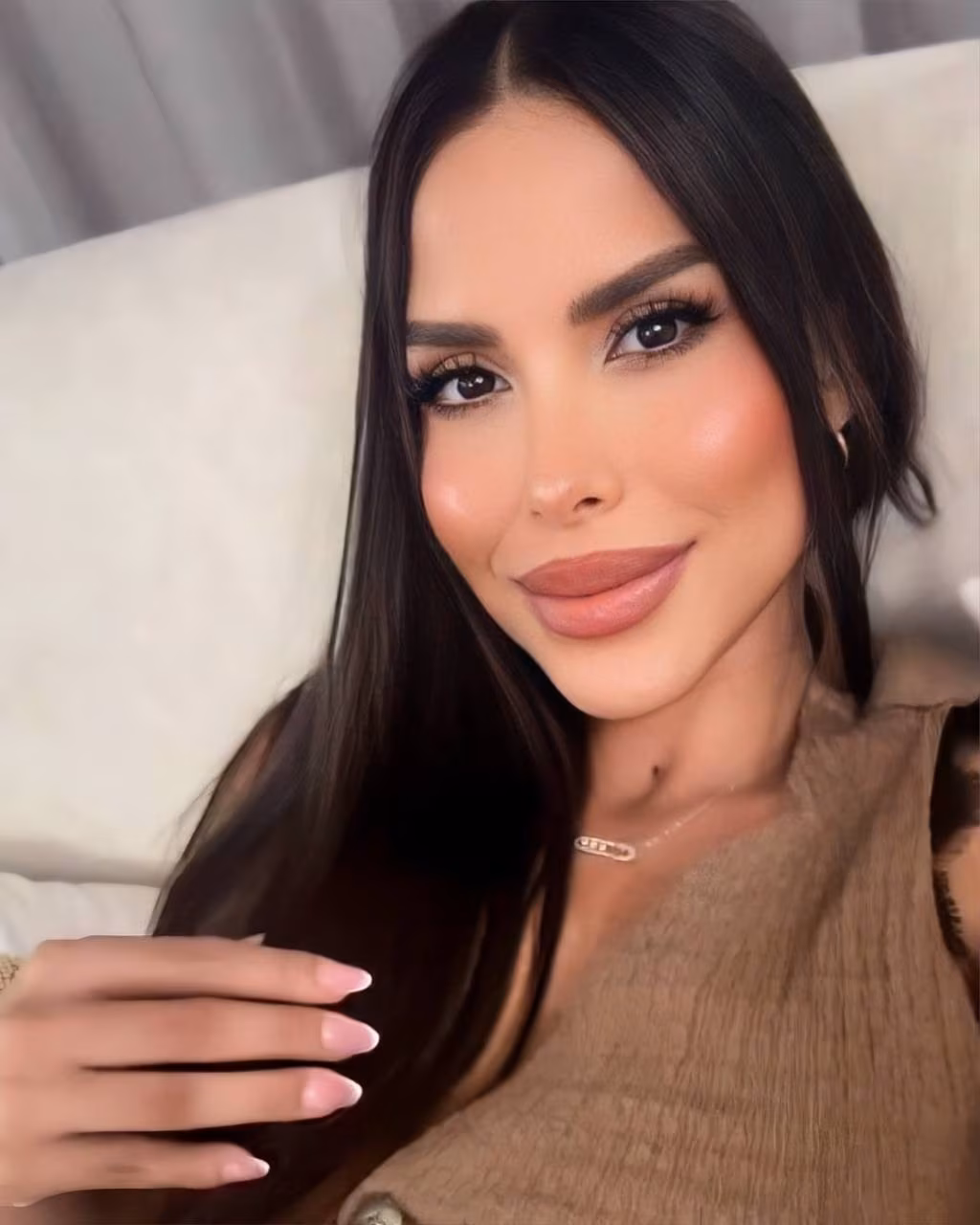 Geraldin 35 Cali Colombia I'm a digital bride wanting to find my soulmate husband