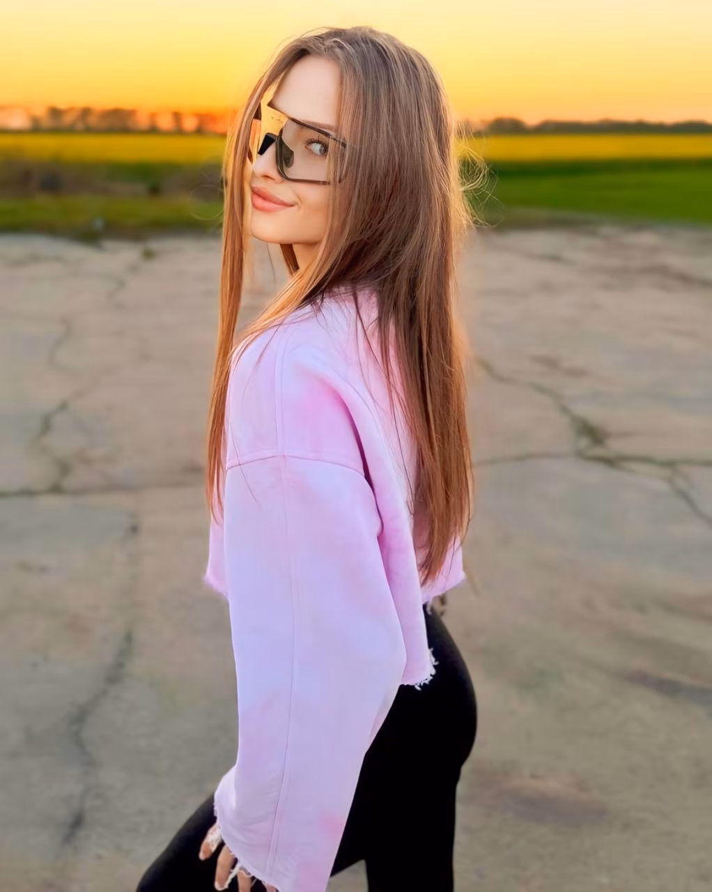 Veronika 22 Zhitomir Ukraine I'm an e-dating bride wanting to find my protector husband