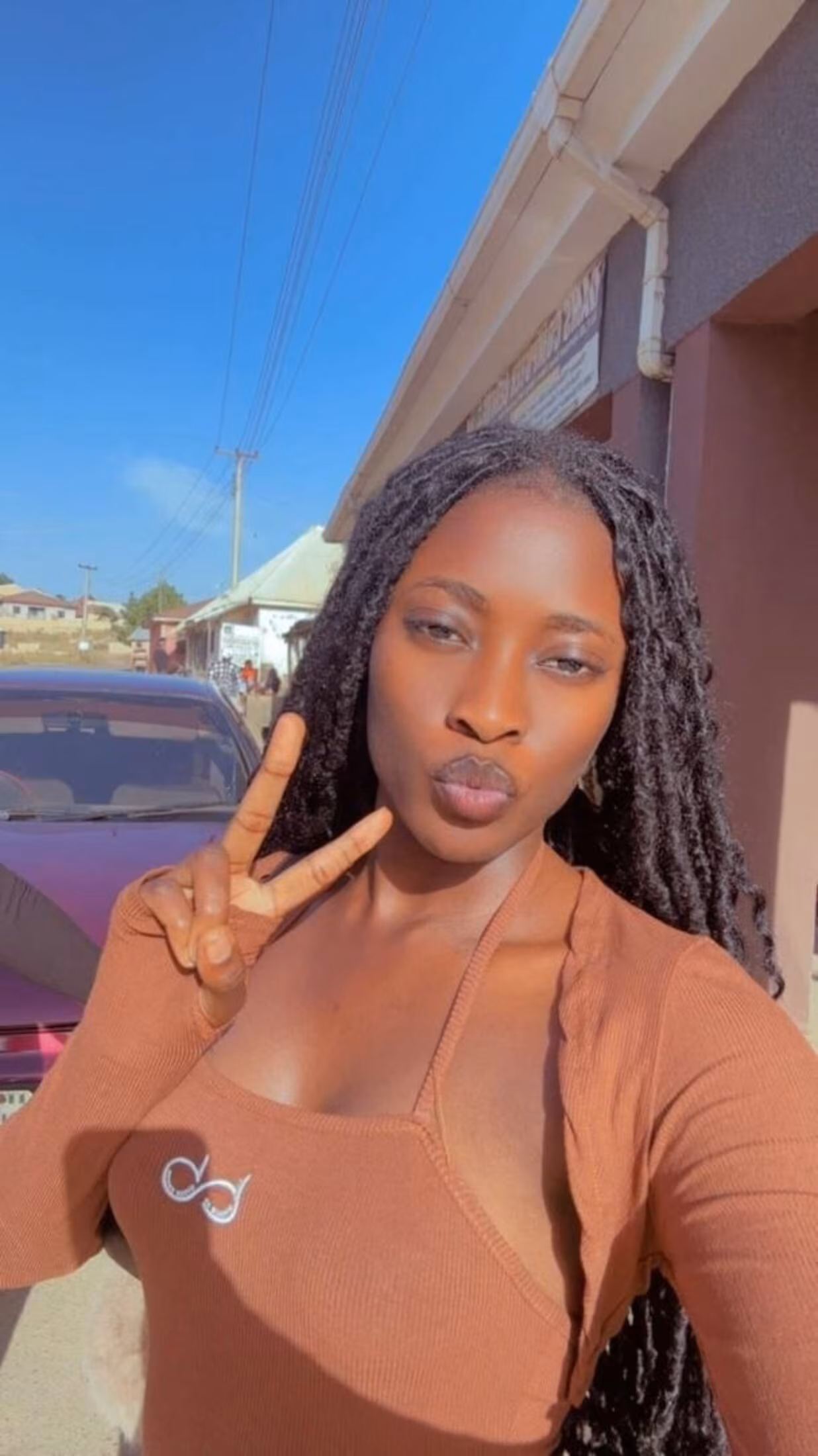 Sadiya 22 Abuja Niger I'm an e-dating bride wanting to meet my companion