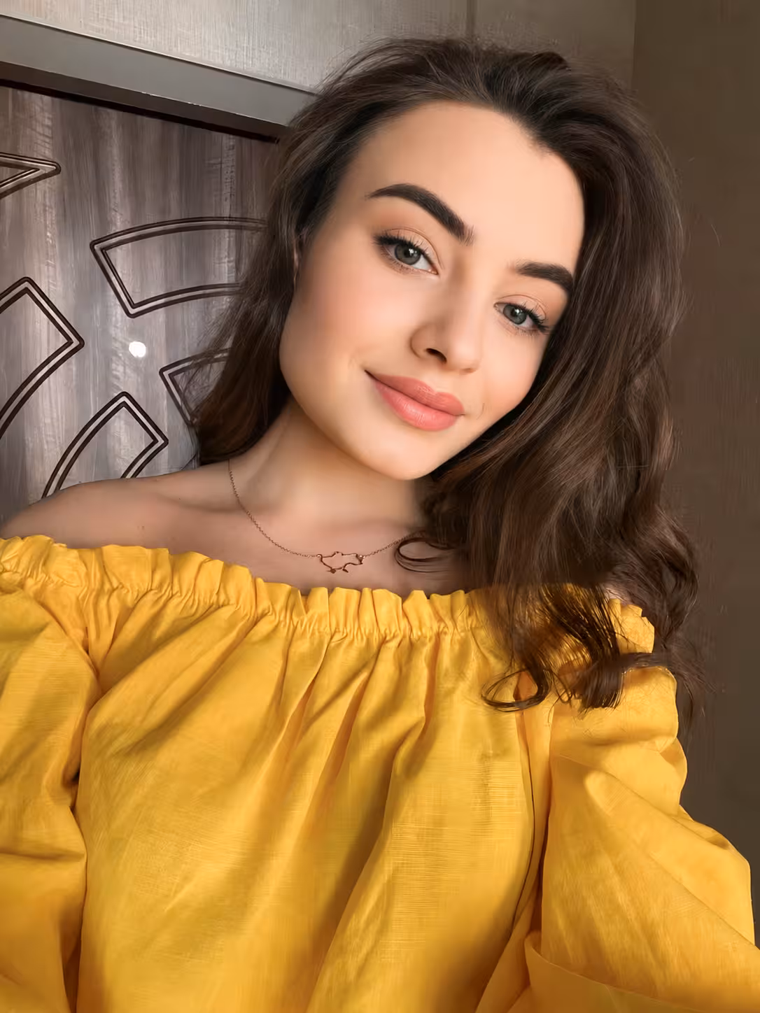Nataliia 25 yo from Munich  Germany I'm a virtual bride ready to find my husband