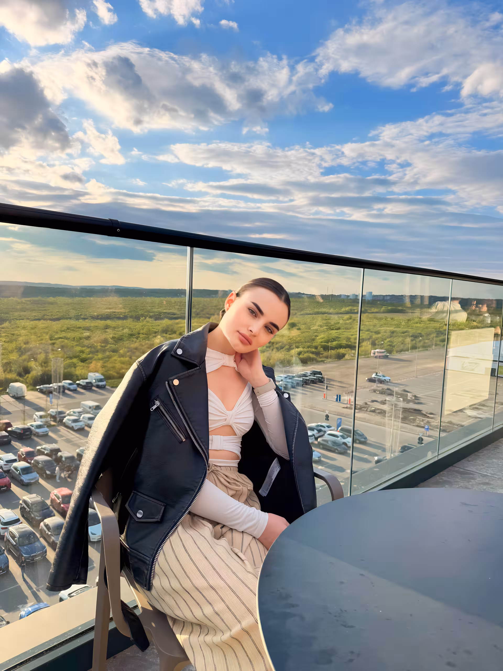 Nataliia 25 yo from Munich  Germany I'm a virtual bride ready to find my husband