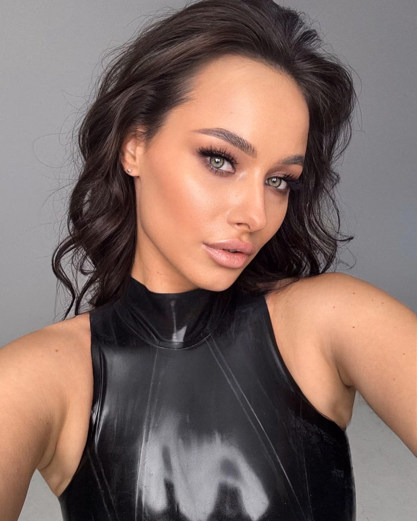 OLLI 30 Wieliczka Poland I'm a virtual dating bride who wants my one and only