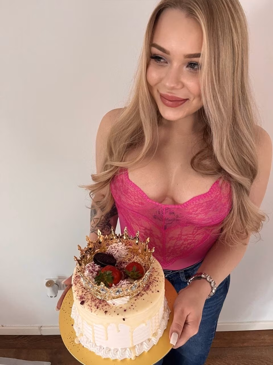 Eva 25 Odessa Ukraine I'm a virtual match bride looking for my soulmate forever