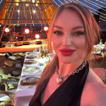 Alina 39 yo from Athens Greece I'm a web bride who wants my protector man