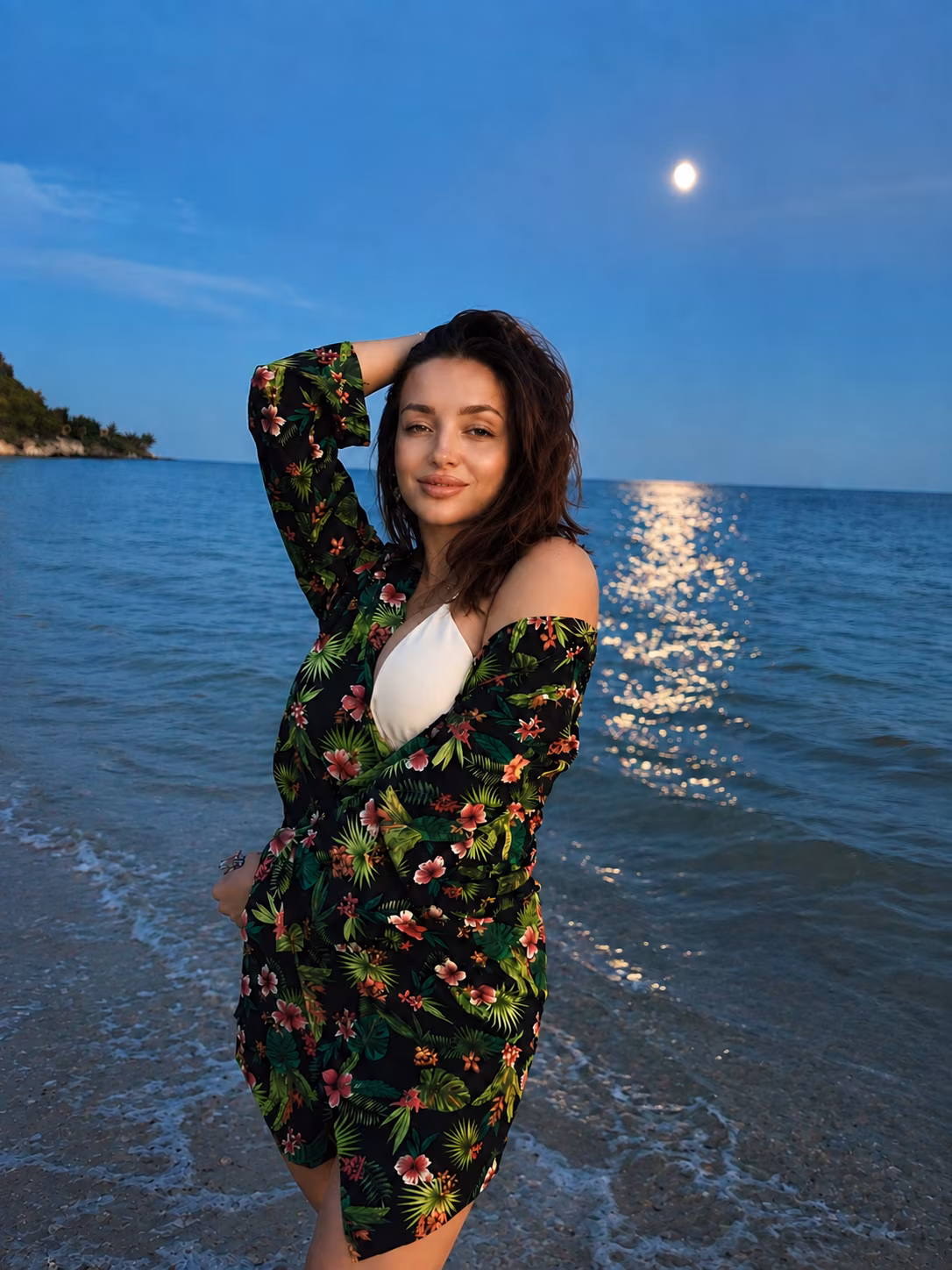 Anna 34 Kyiv  Ukraine I'm a cyber match bride ready to find my one and only man