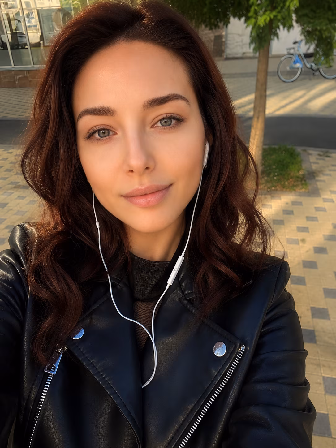 Anna 34 Kyiv  Ukraine I'm a cyber match bride ready to find my one and only man