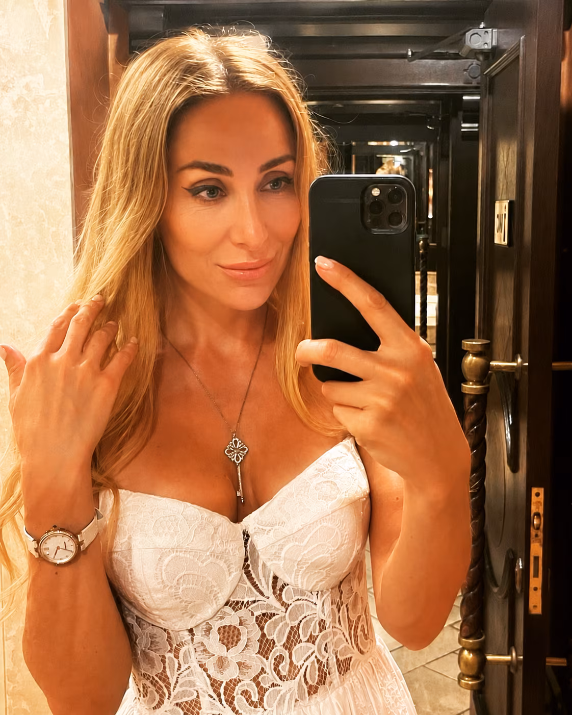 Natalia 47 Madrid Spain I'm a digital dating bride wanting to meet my darling partner