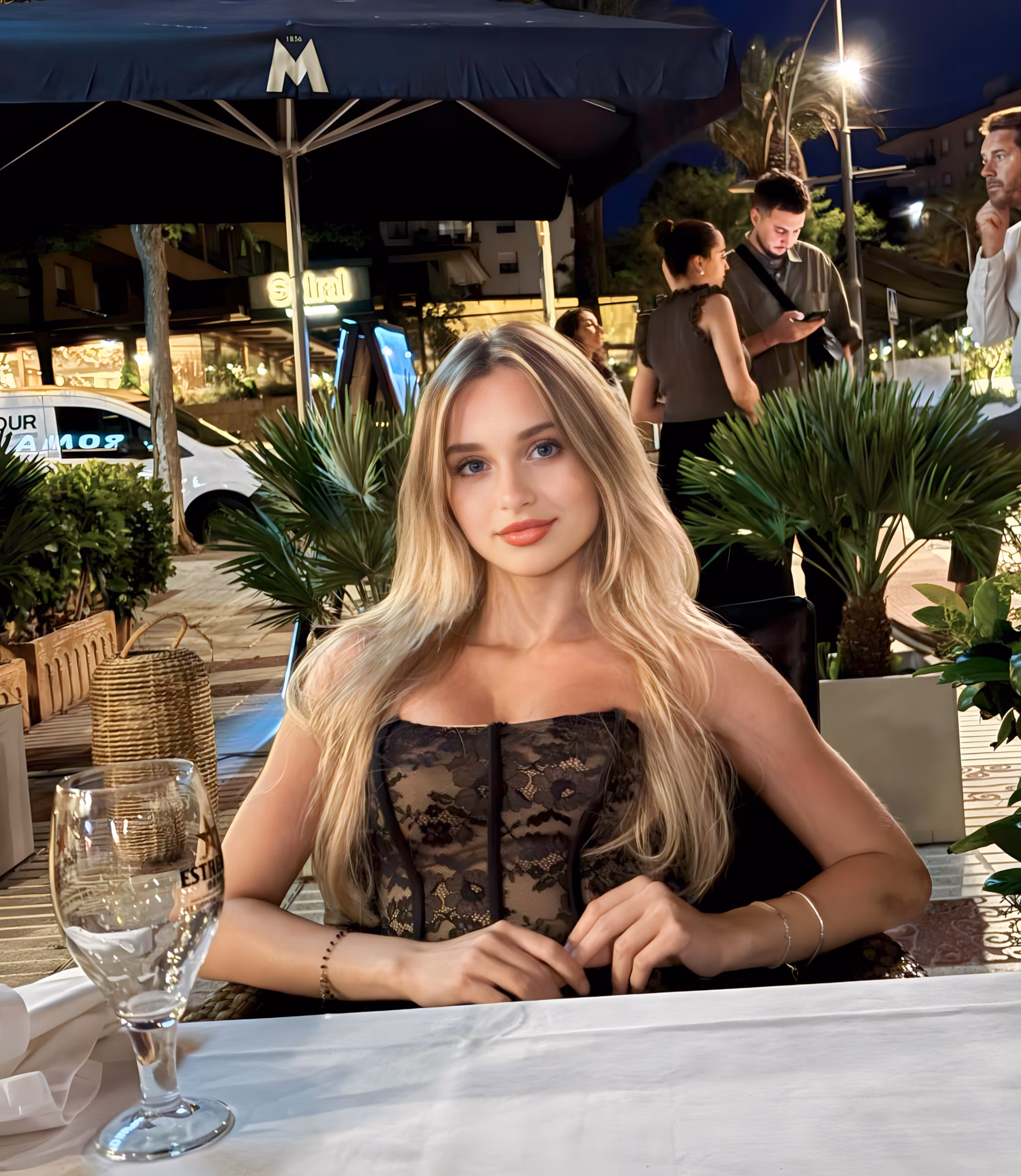 Yelyzaveta 18 Girona  Spain I'm an e-match bride ready to meet my future partner