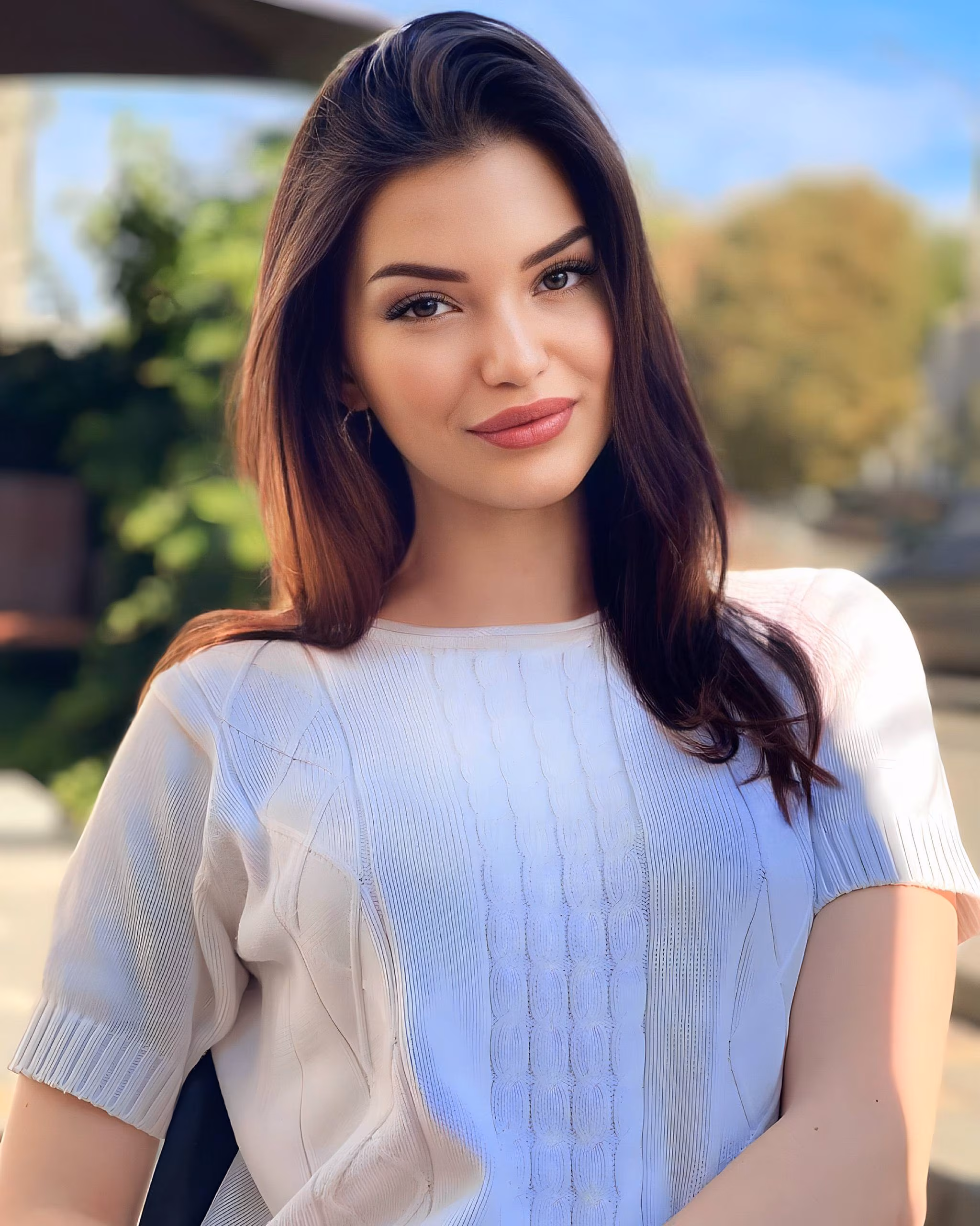 Alina 19 Sumy Ukraine I'm an online bride looking for my hero and husband