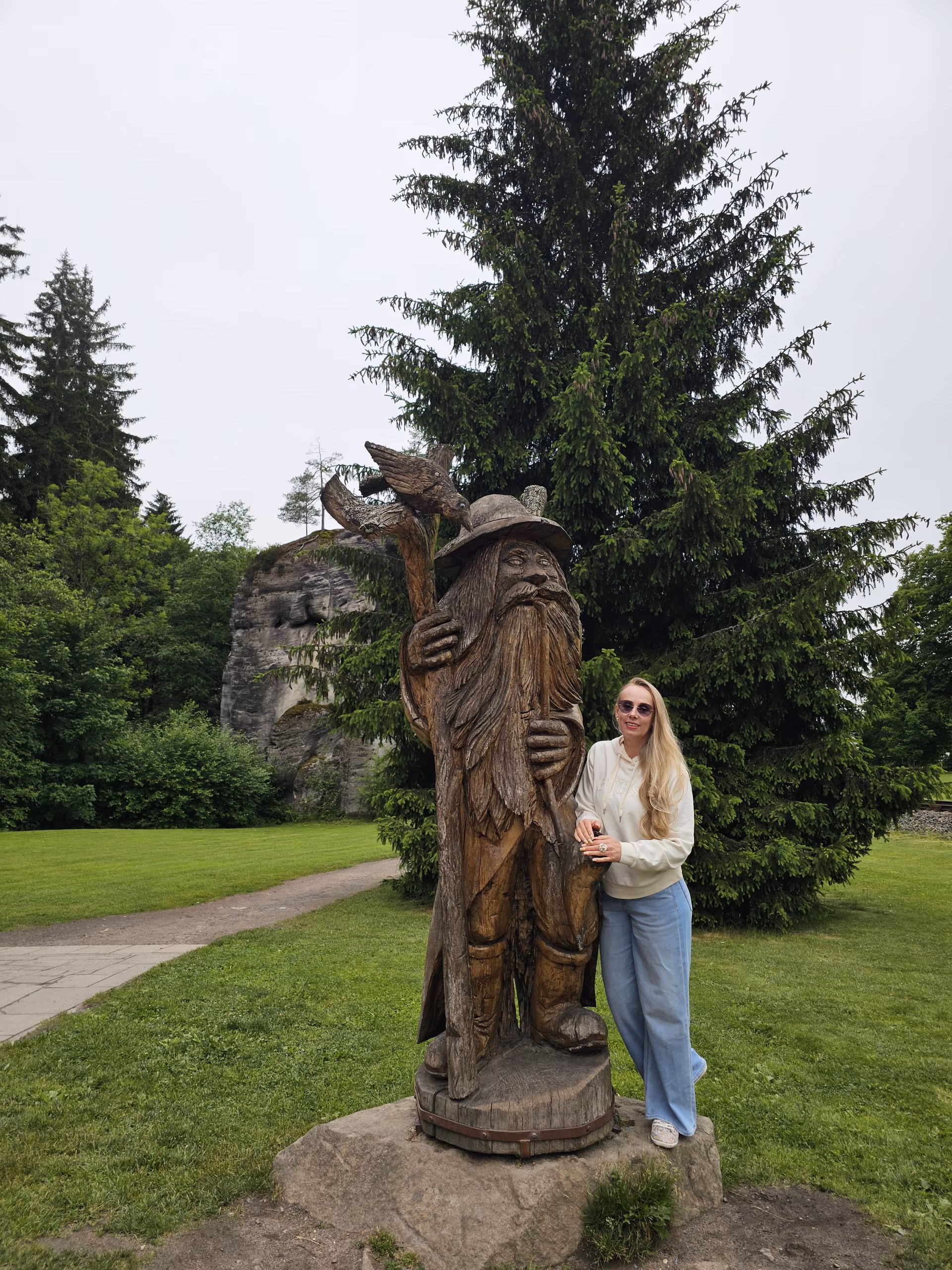 Elena 48 Lublin/Kyiv Poland I'm an online bride looking for my prince husband