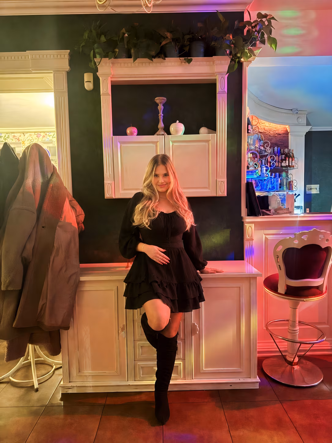 Anita 22 Okhtyrka Ukraine I'm an online dating bride looking for my future husband
