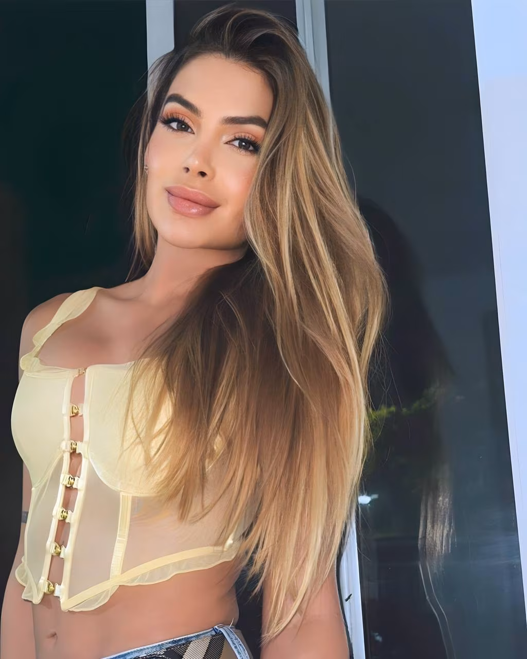 Yuliana 32 Cali Colombia I'm an online match bride ready to find my hero partner