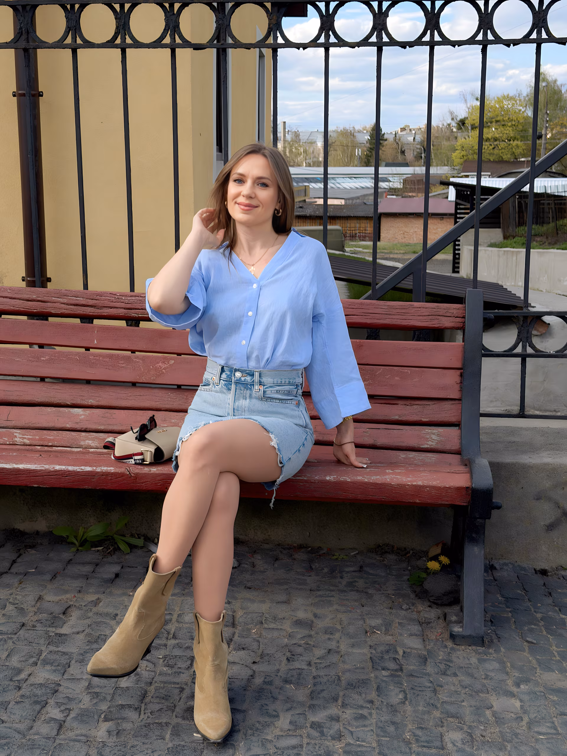 Yulia 40 Lutsk  Ukraine I'm an online match bride ready to meet my perfect man