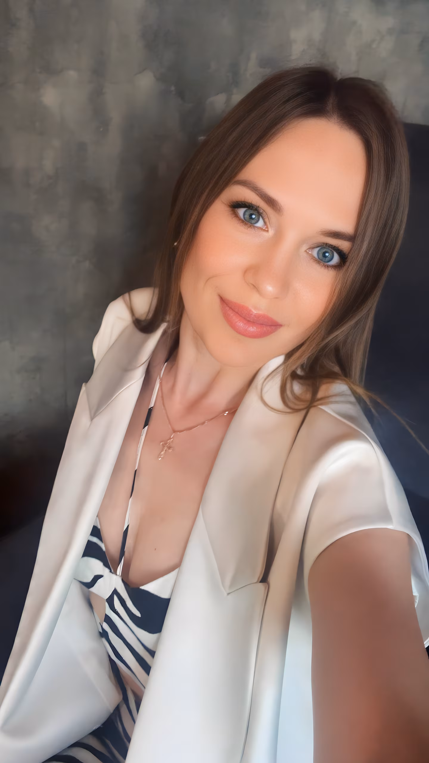 Yulia 40 Lutsk  Ukraine I'm an online match bride ready to meet my perfect man