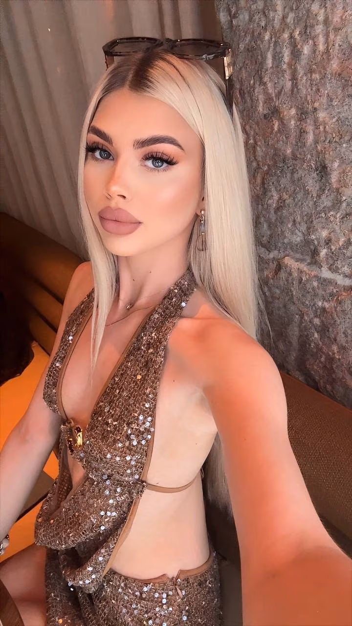 Daria 22 Kyiv Ukraine I'm a virtual bride ready to meet my king partner