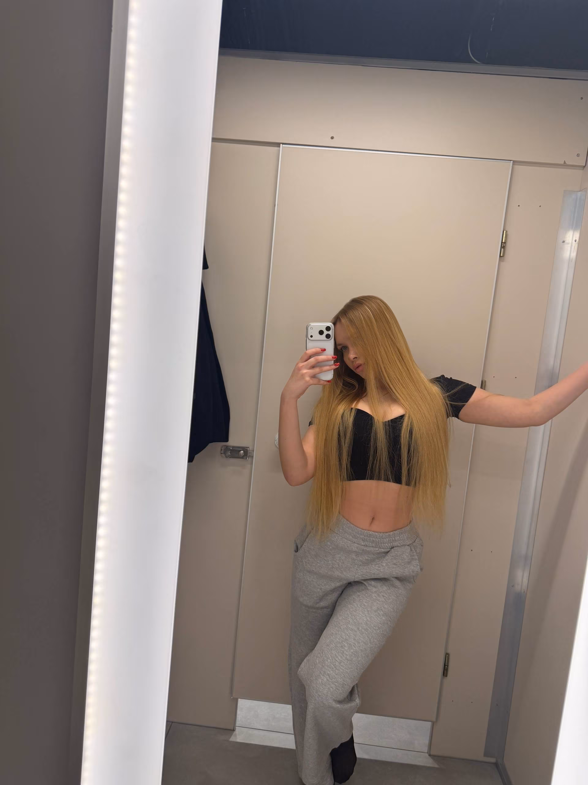VICTORIA 21 Kirovograd Ukraine I'm a virtual dating bride who wants my one and only