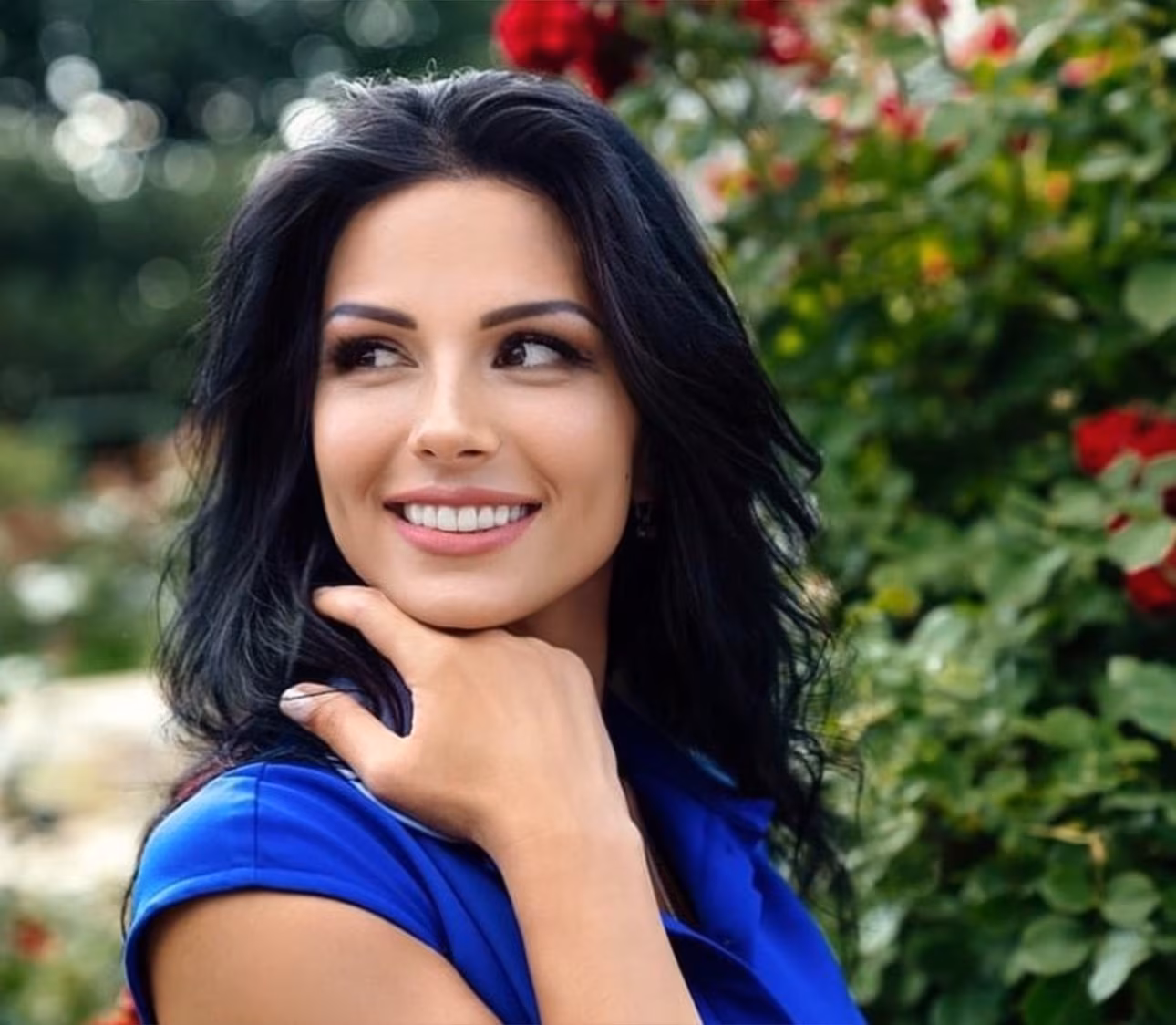 Yaroslava 43 Kyiv Ukraine I'm a web dating bride searching for my best friend man