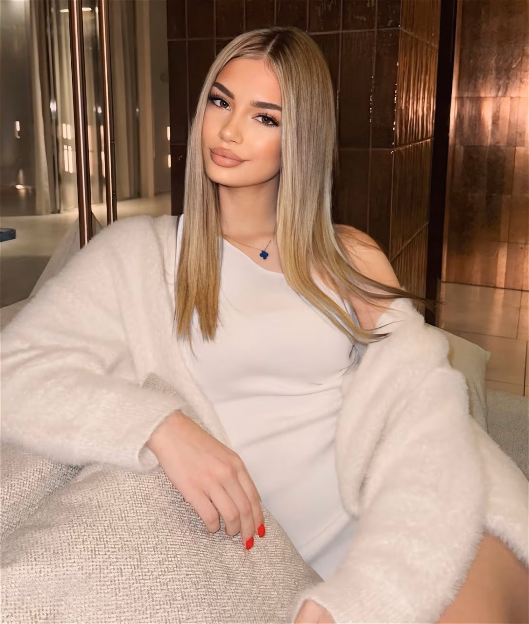 Valeria 18 Burgas Bulgaria I'm a cyber match bride ready to meet my darling