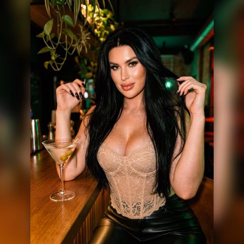 Yana 25 Berlin Germany I'm an e-match bride wanting to find my sweetheart forever