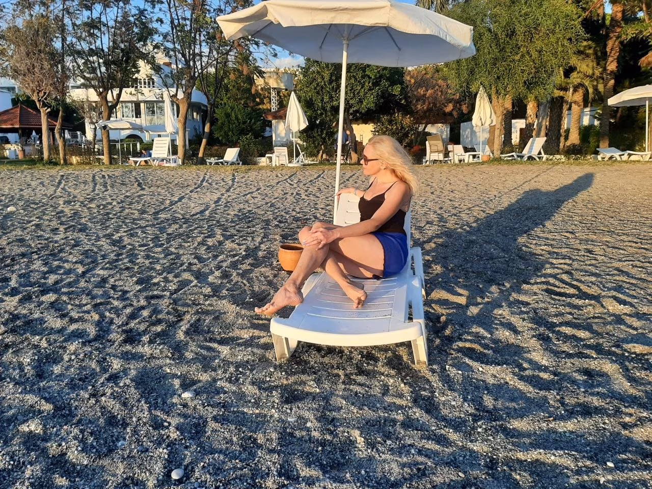Yuliia 47 Berlin Germany I'm a web match bride who wants my partner for life