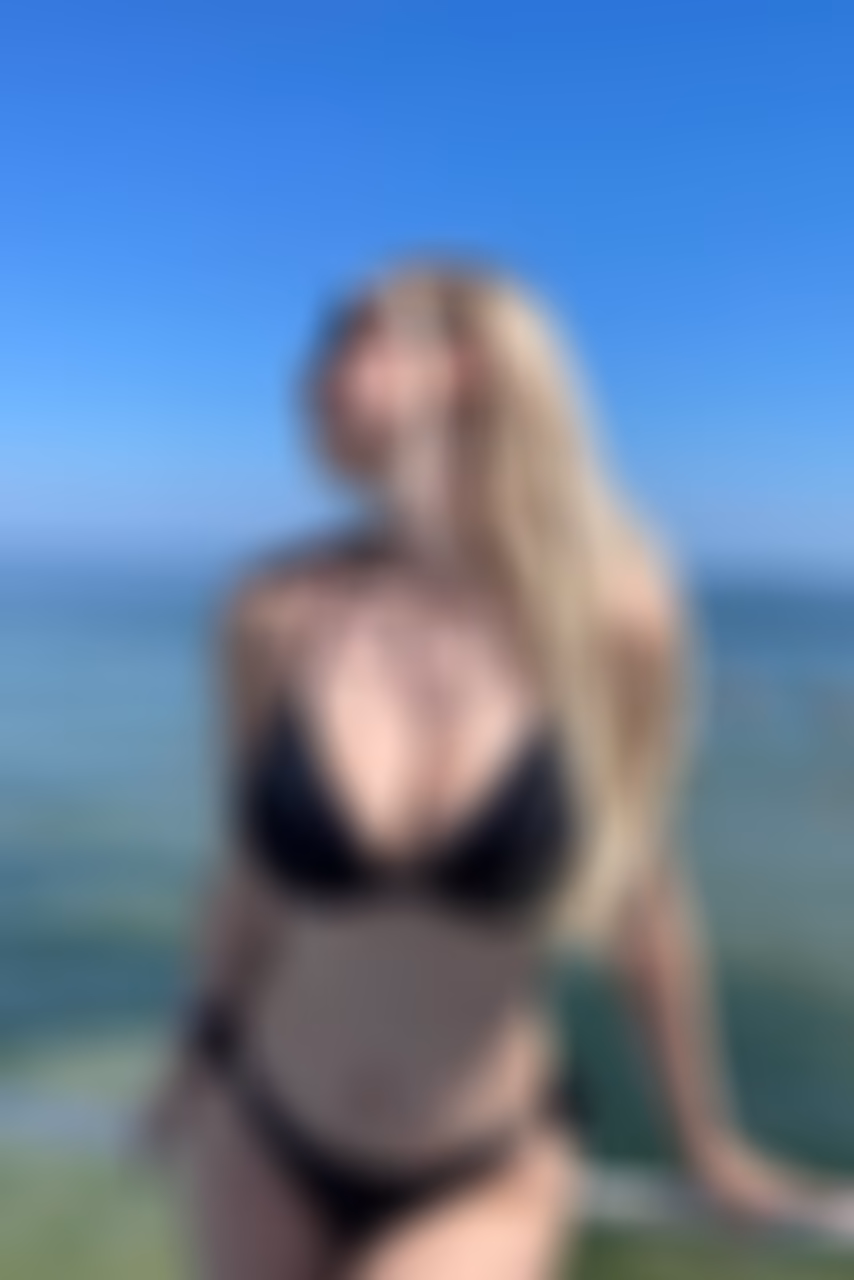 Elena 26 Kyiv  Ukraine I'm a cyber bride who wants to meet my gentleman