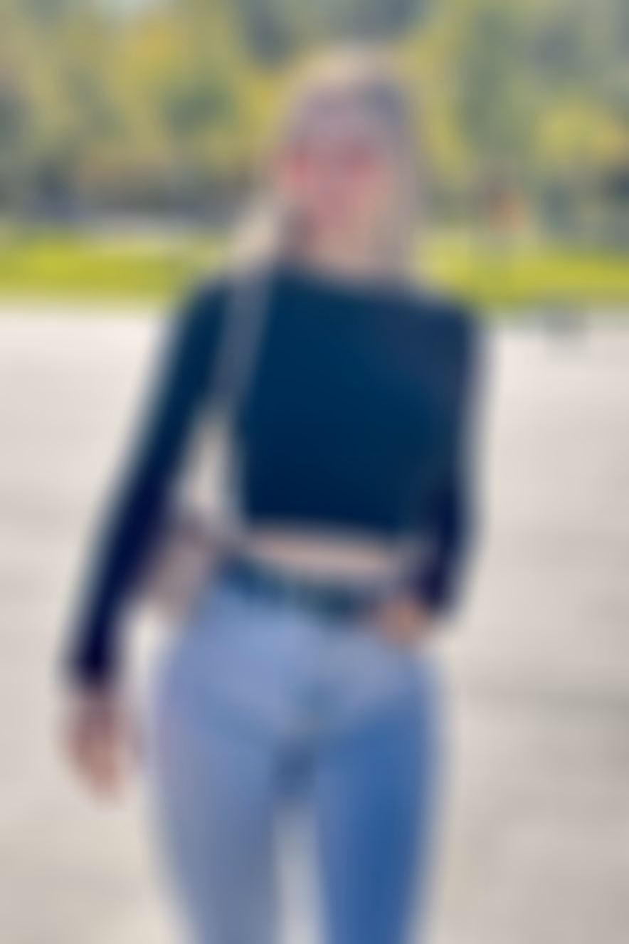 Elena 26 Kyiv  Ukraine I'm a cyber bride who wants to meet my gentleman