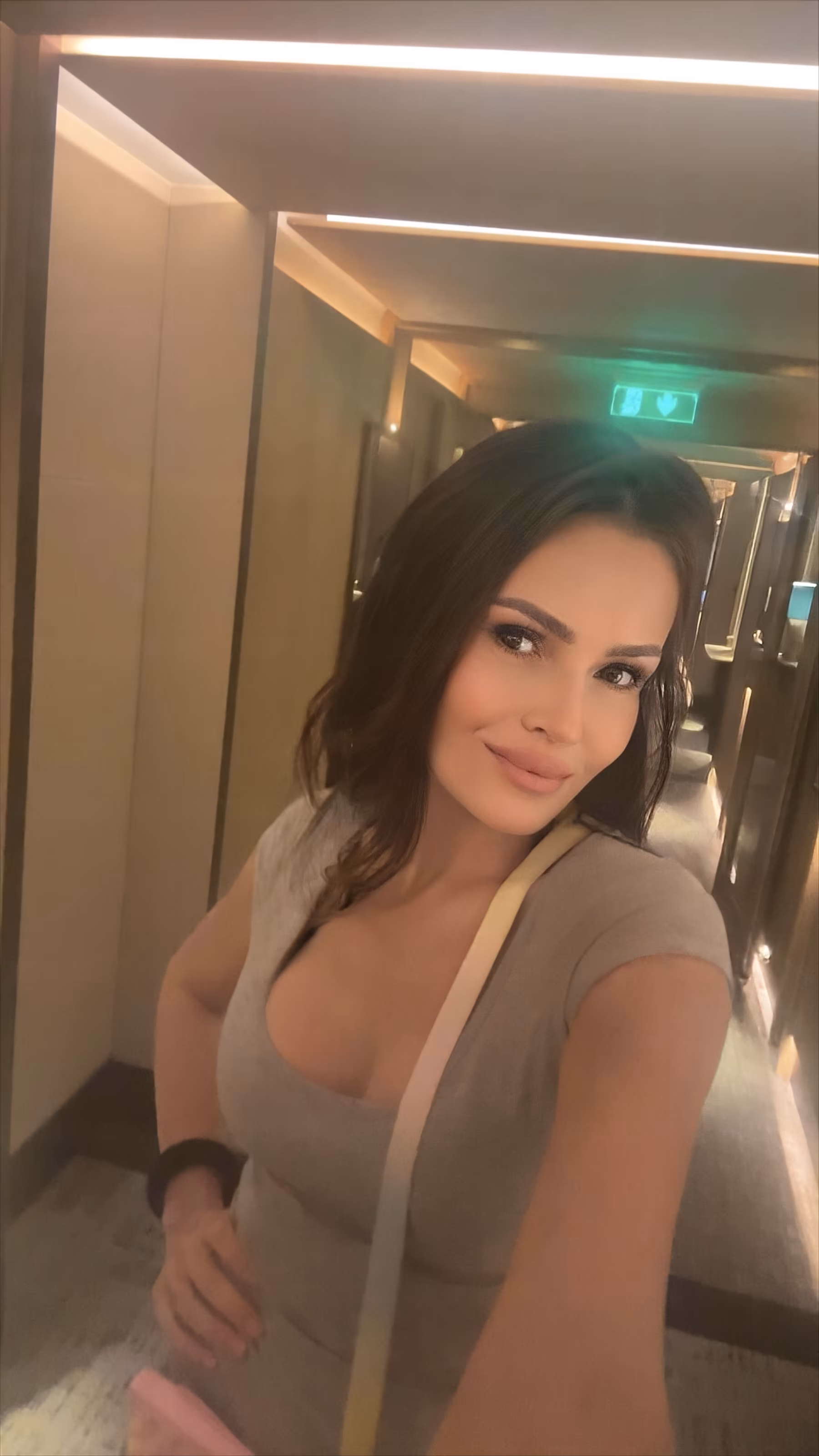 Olena 43 Cyprus/New York Cyprus I'm a cyber dating bride wanting to find my dream man