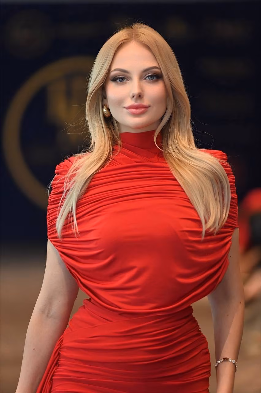 Yulia 40 Cannes France I'm a cyber match bride ready to meet my darling