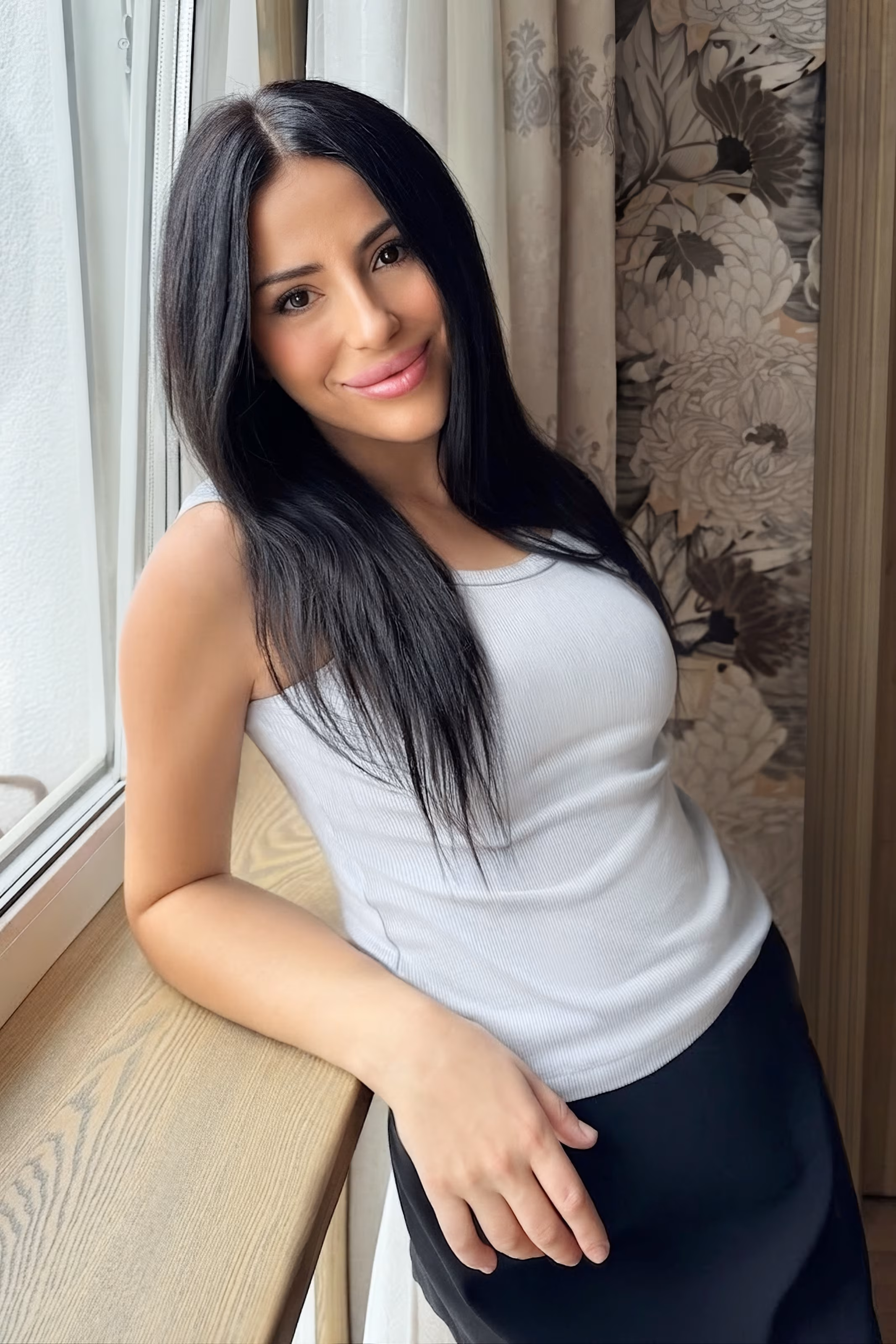 Polina 27 Kyiv  Ukraine I'm a cyber match bride ready to meet my darling