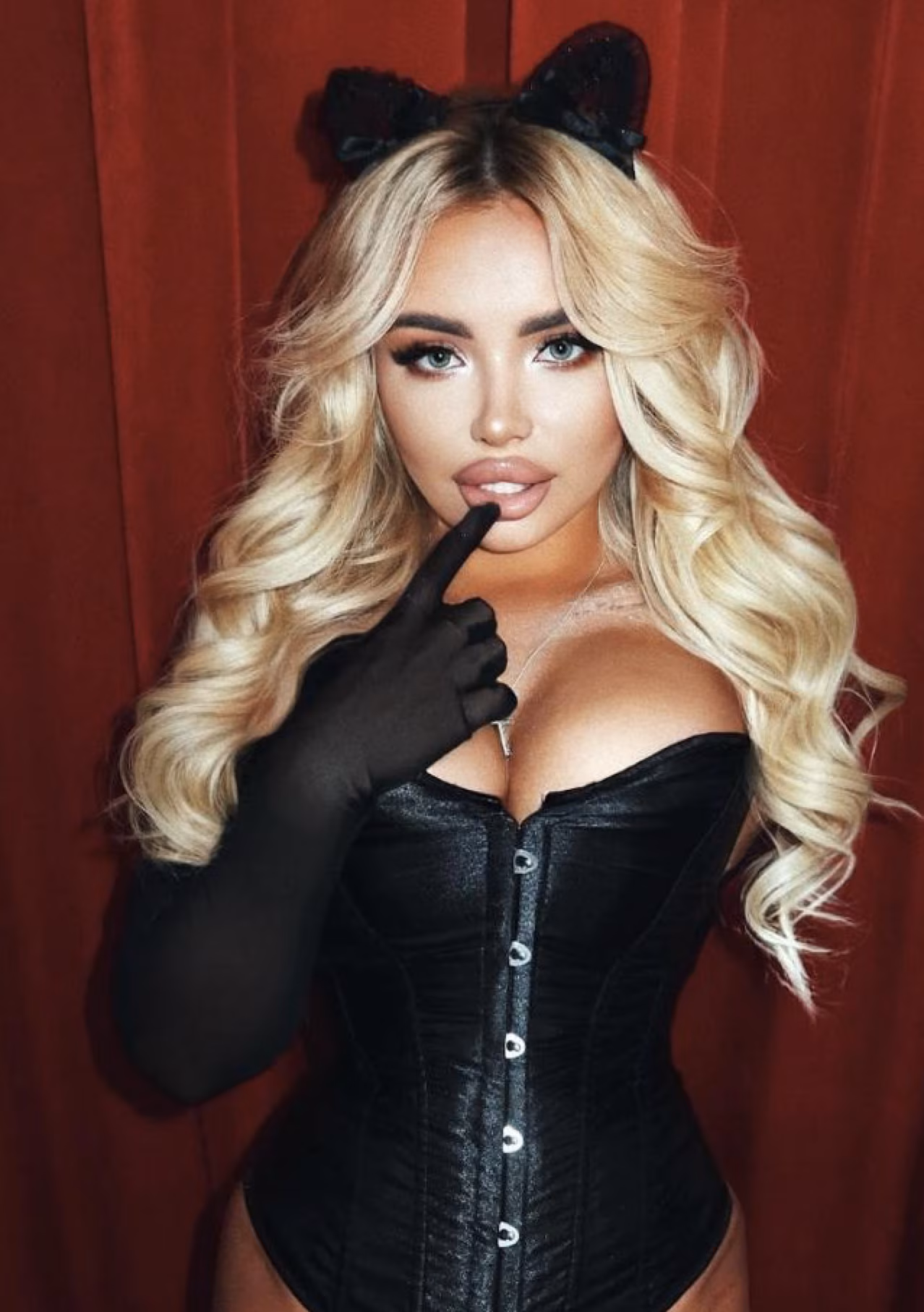 Mariia 25 Kiev Ukraine I'm an e-bride wanting to meet my other half forever