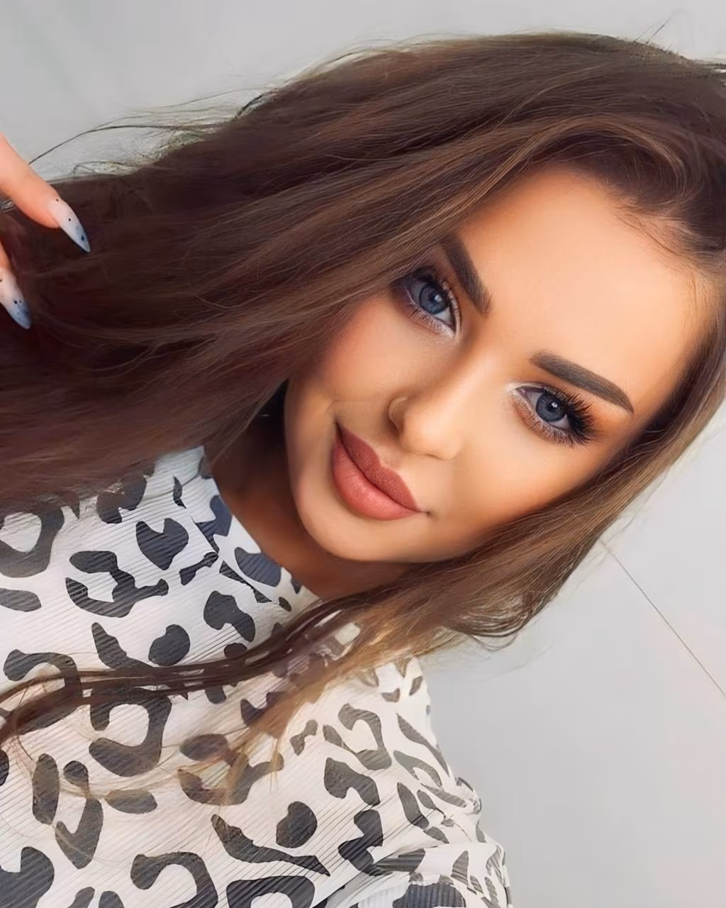Lilia 34 Warsaw  Poland I'm an e-dating bride wanting to find my beloved one and only