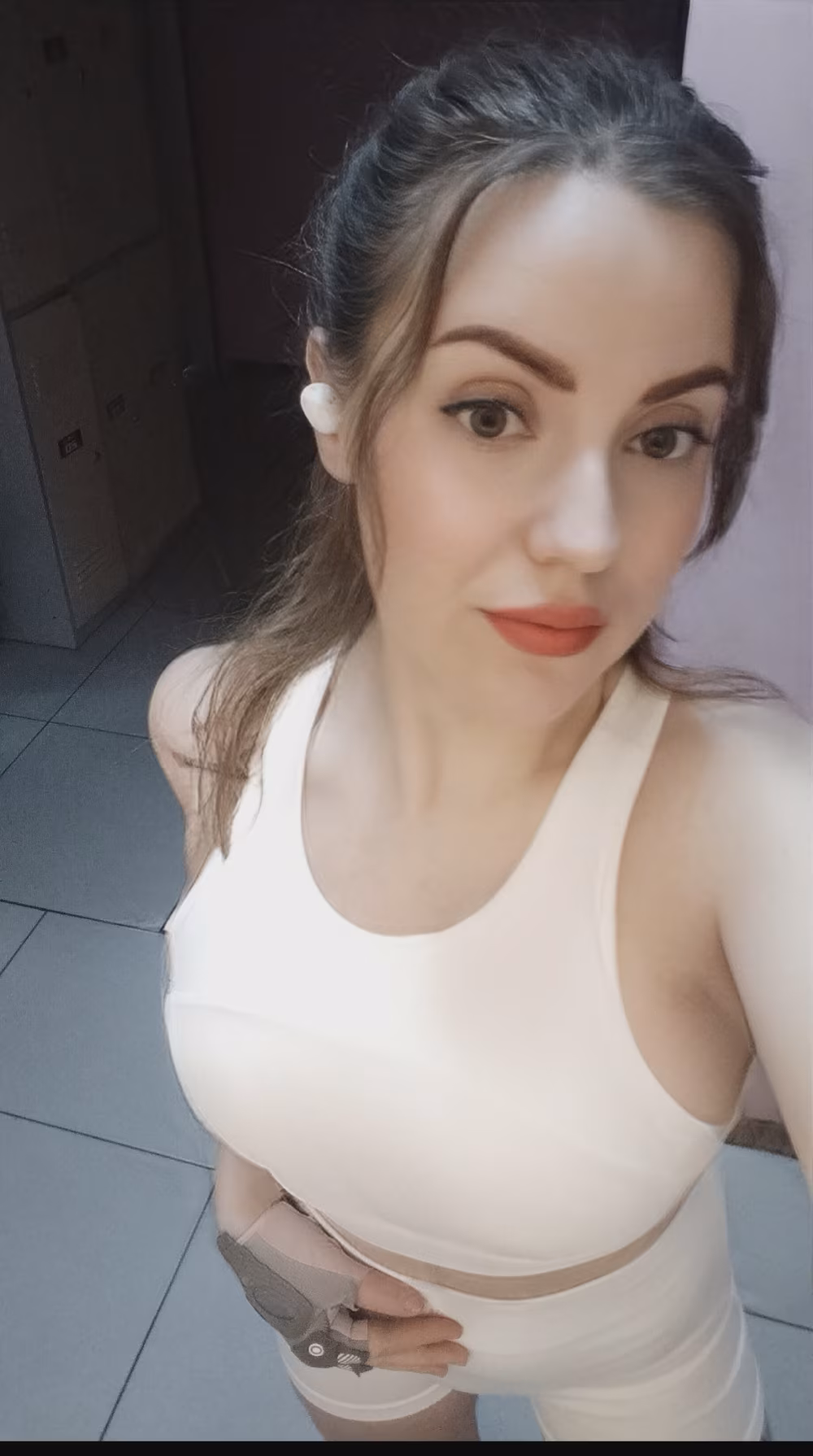 Irina 34 Lukow Poland I'm an online match bride ready to find my companion man