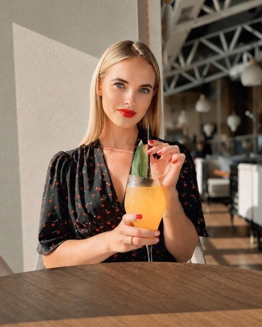Valeriia 26 Kyiv  Ukraine I'm an online match bride ready to find my hero partner