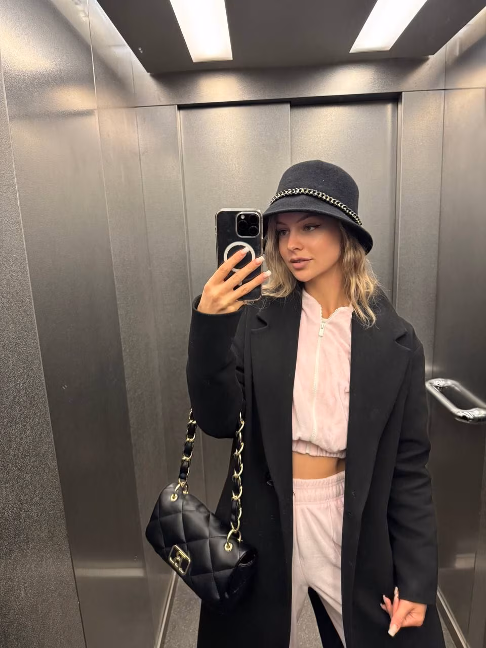 Natalya 22 Kiev Ukraine I'm a virtual bride who needs my protector