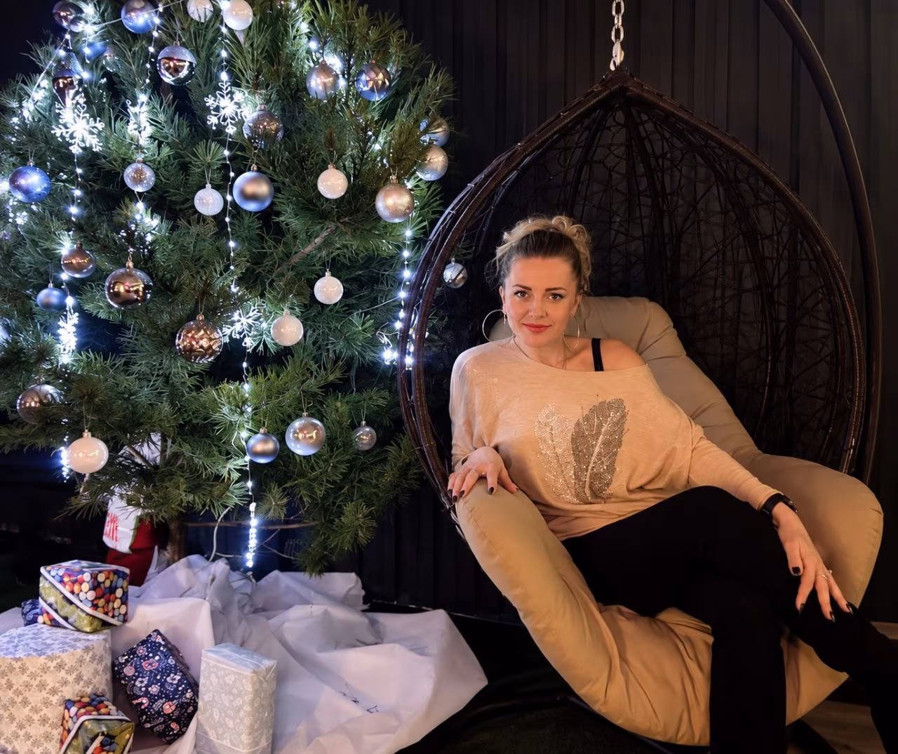 Yuliia 43 Dnipro Ukraine I'm a virtual dating bride searching for my one true love
