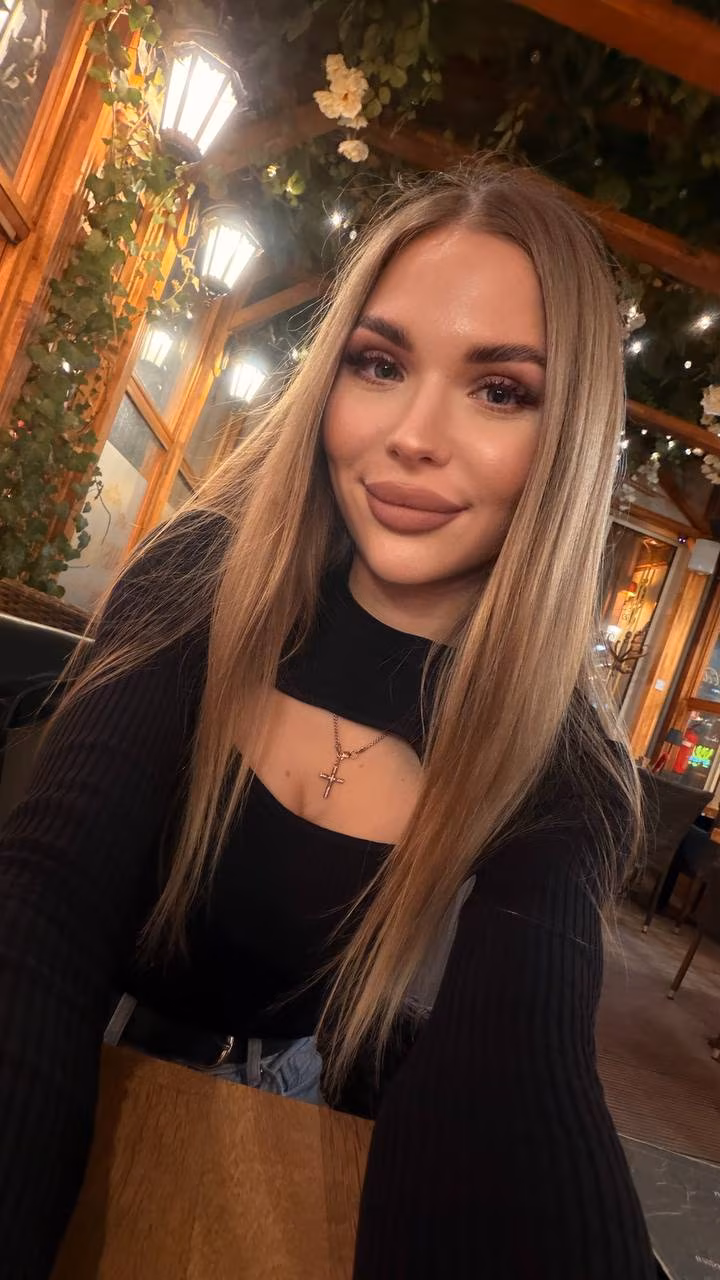Karyna 27 Greifswald Germany I'm a virtual dating bride who needs my hero husband