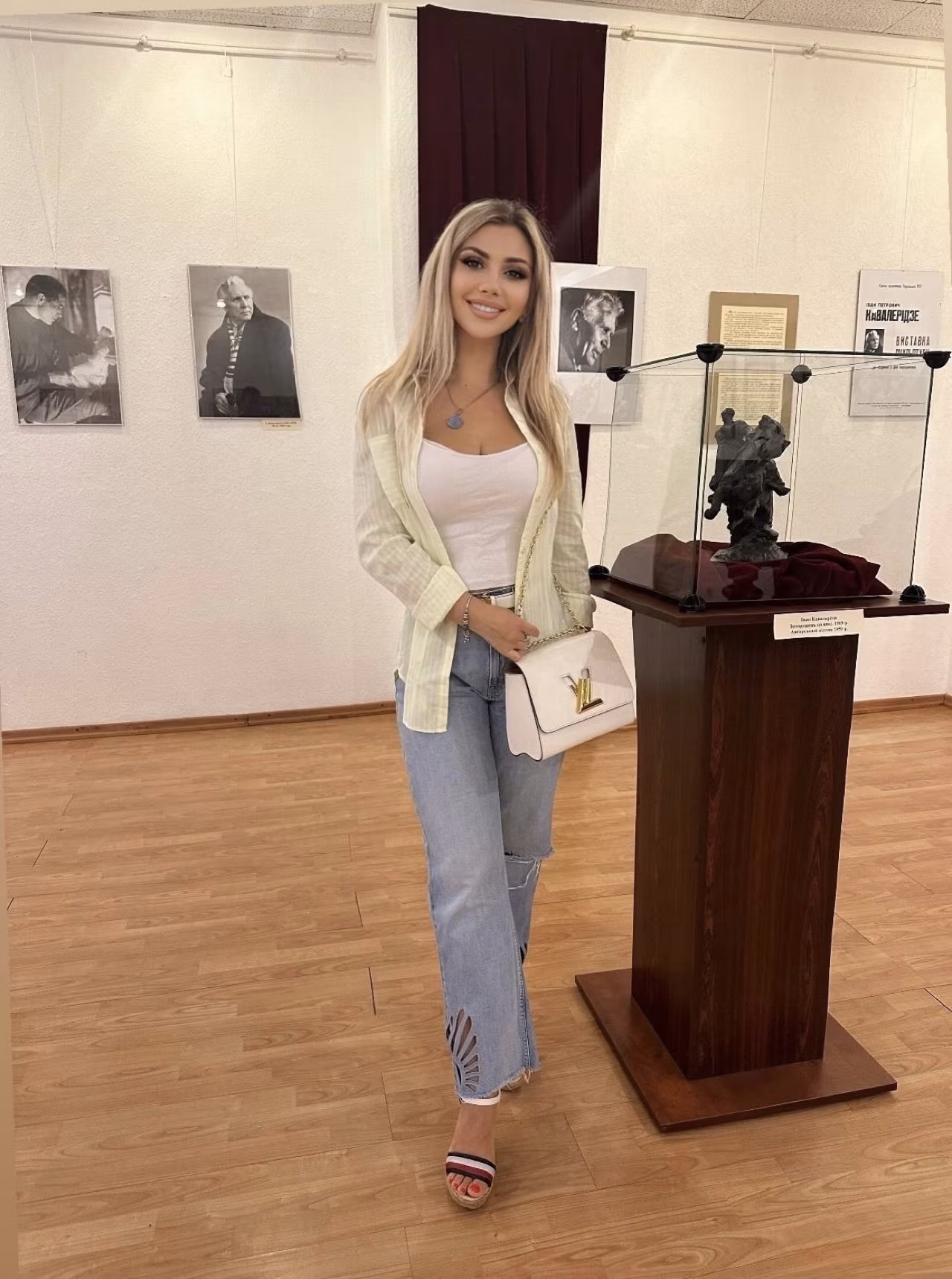 Maryna 36 Beijing/Kyiv China I'm a virtual dating bride who needs my hero husband