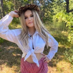 Ivanna 19 Uman Ukraine I'm a web bride who wants my perfect match