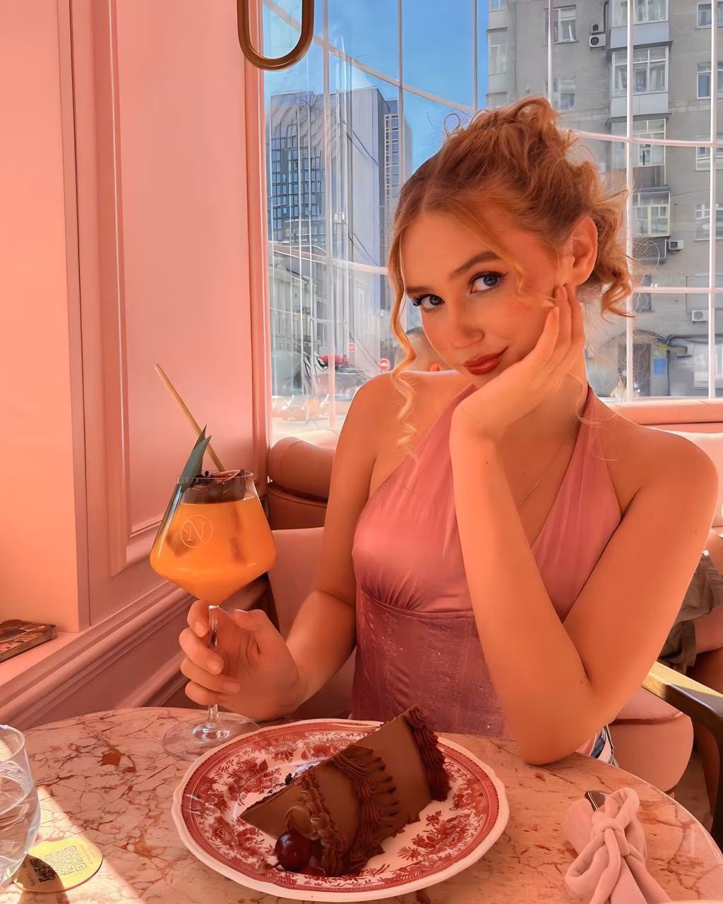 Alisa 18 Kiev Ukraine I'm a cyber bride searching for my other half partner