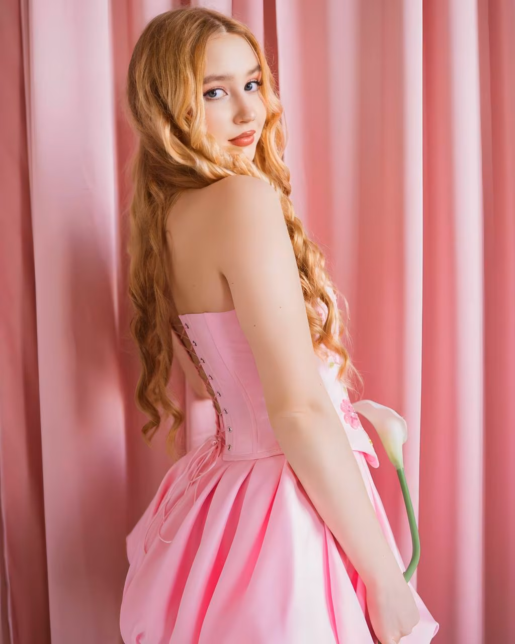 Alisa 18 Kiev Ukraine I'm a cyber bride searching for my other half partner