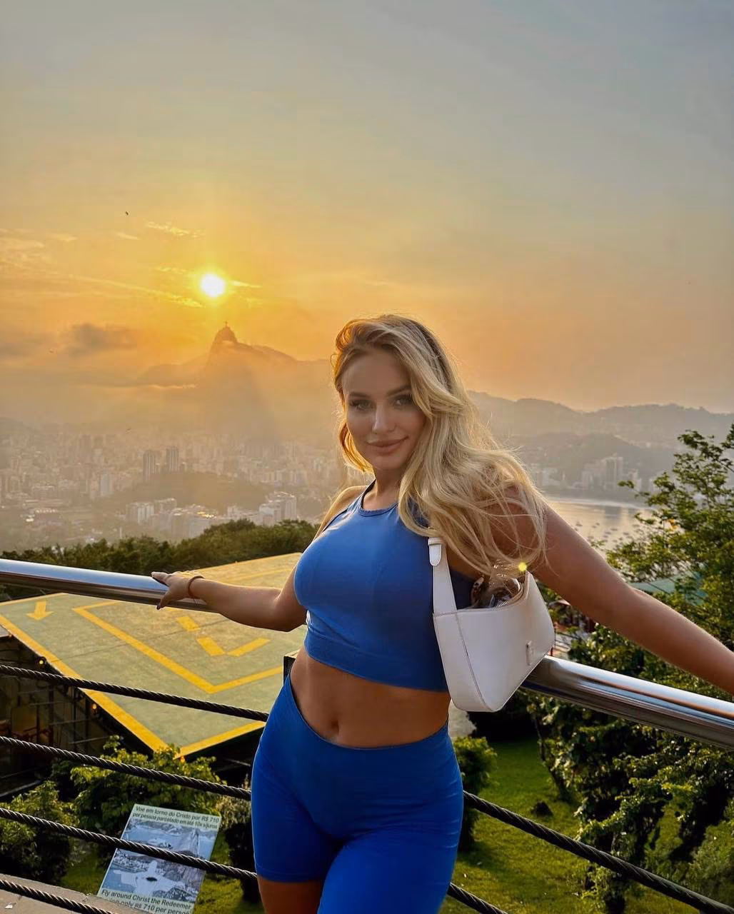 Elina 32 Hamburg Germany I'm a cyber dating bride ready to find my sweetheart husband
