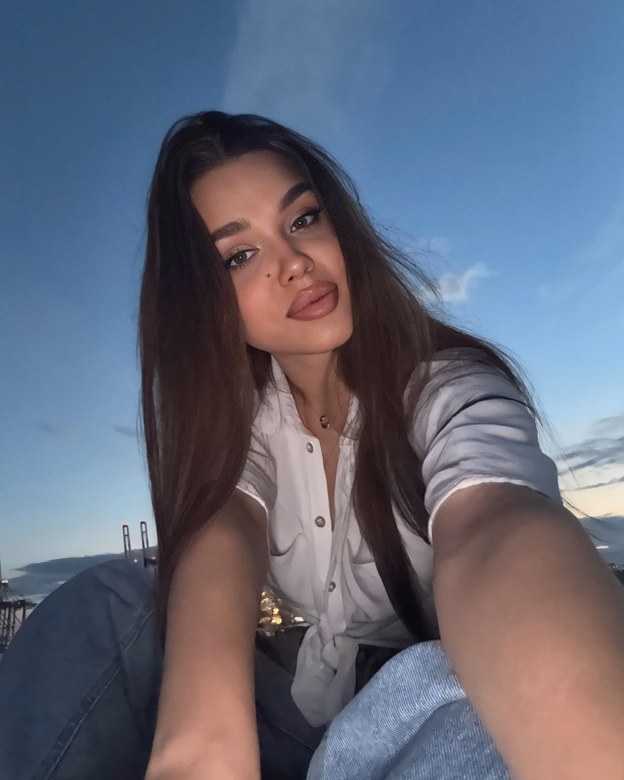Anastasiia 21 Gradsk Poland I'm a cyber match bride ready to meet my darling