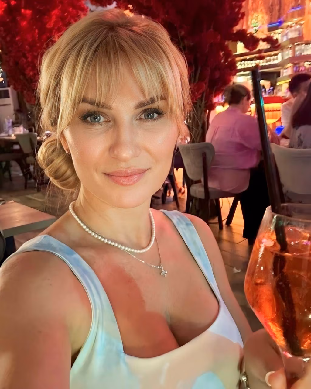 Irina 44 Prague Czech Republic I'm a cyber match bride ready to meet my darling