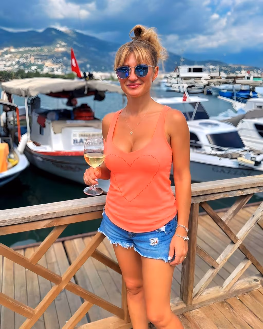 Irina 44 Prague Czech Republic I'm a cyber match bride ready to meet my darling