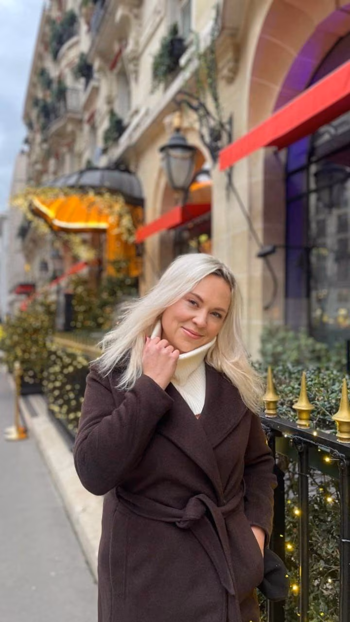 Victoria 51 Berlin Germany I'm a cyber match bride searching for my sweetheart partner