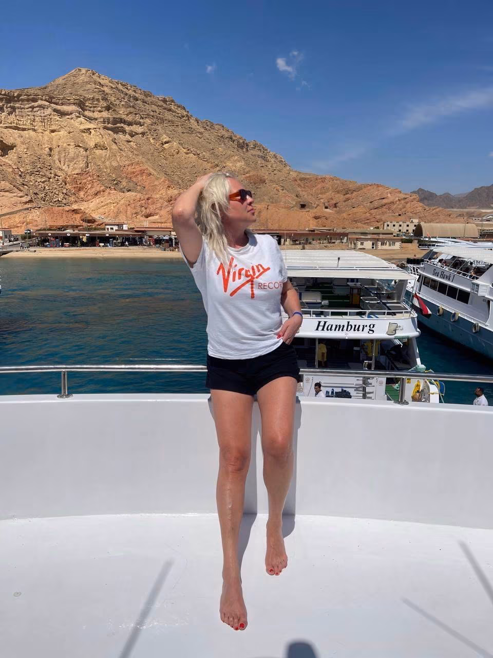 Victoria 51 Berlin Germany I'm a cyber match bride searching for my sweetheart partner