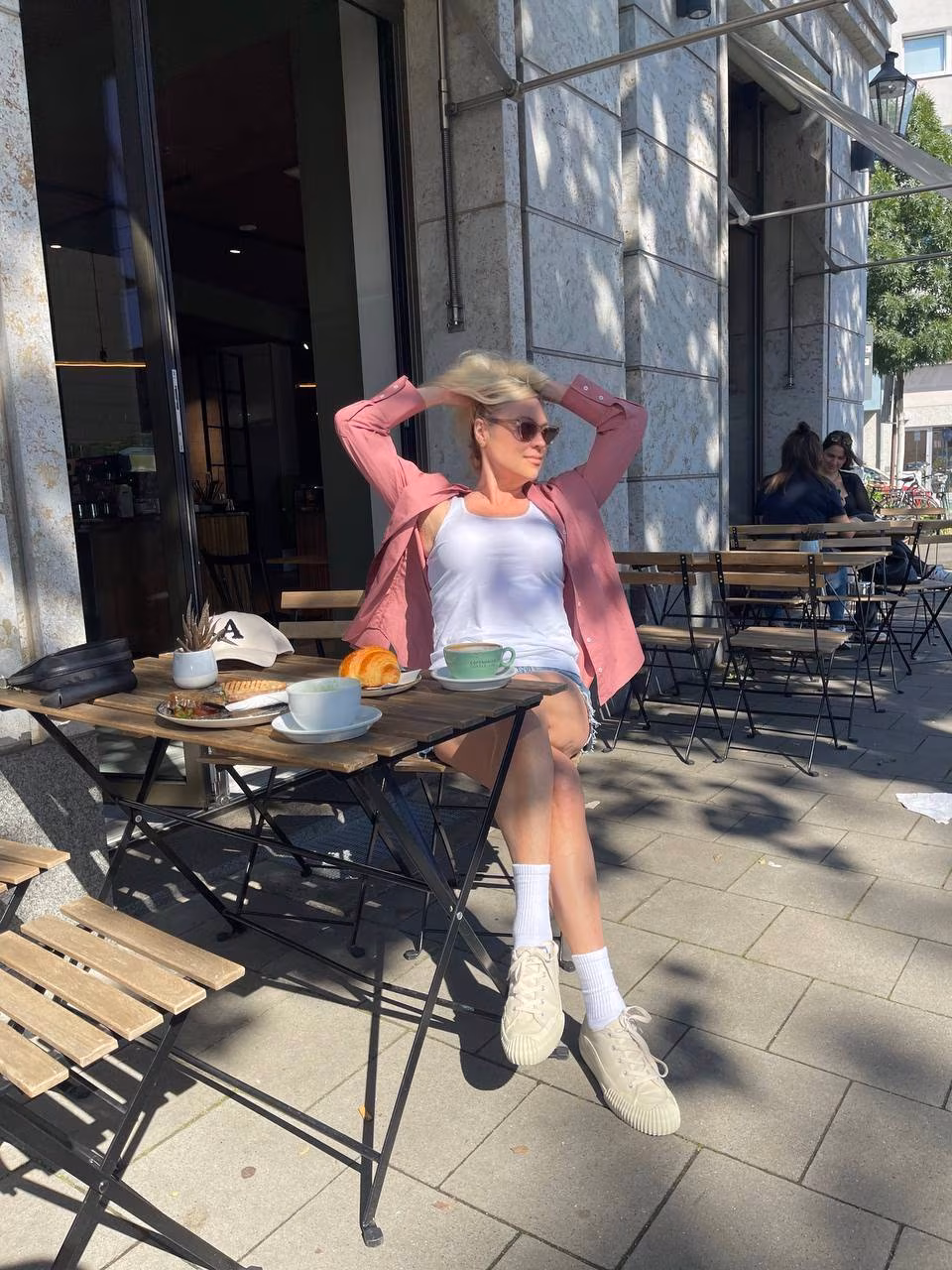 Victoria 51 Berlin Germany I'm a cyber match bride searching for my sweetheart partner