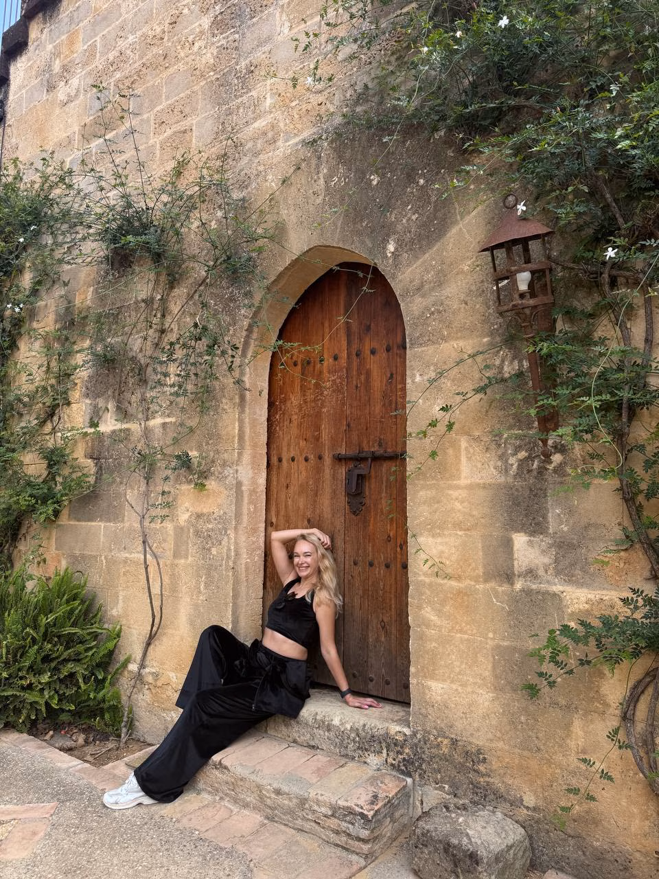 Olena 42 Benalmadena Spain I'm a digital bride wanting to find my one true soulmate