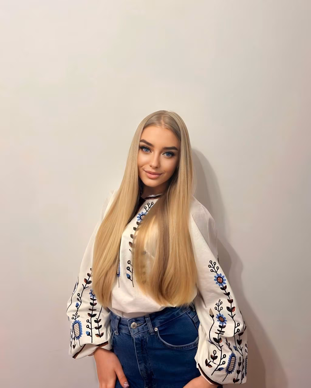 Olha 22 Kyiv Ukraine I'm a digital match bride wanting my sweetheart