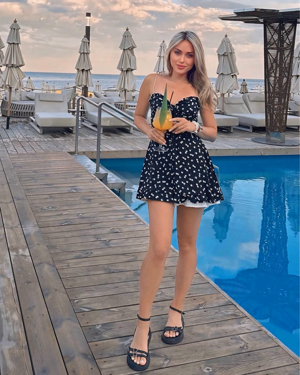 Anna 34 Dnipropetrovsk Ukraine I'm a digital match bride wanting to find my king and soulmate